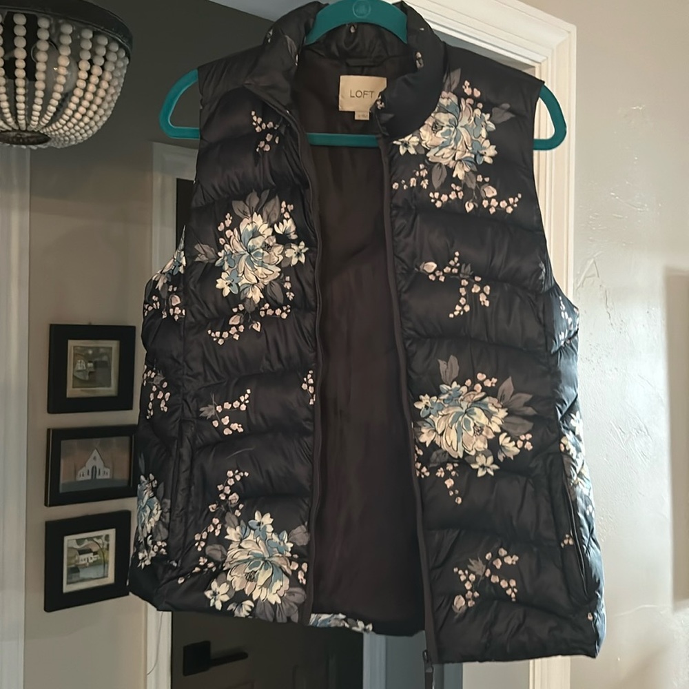 Navy floral puffer vest